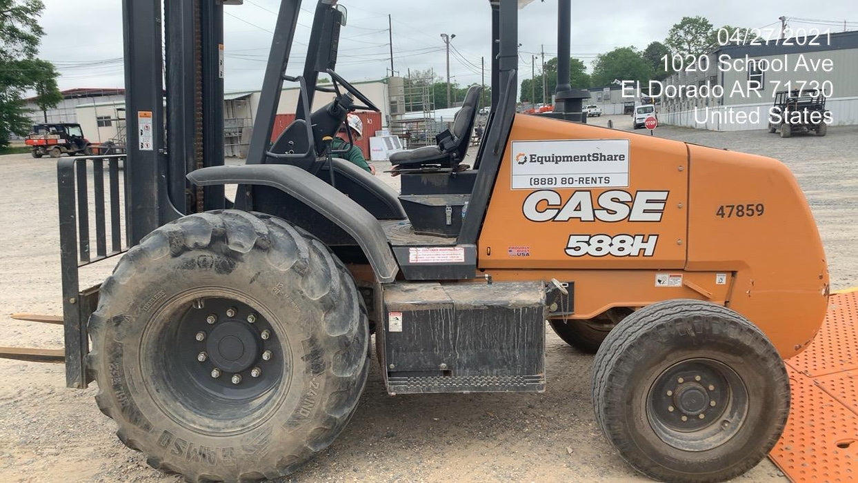 2018 CASE 588H