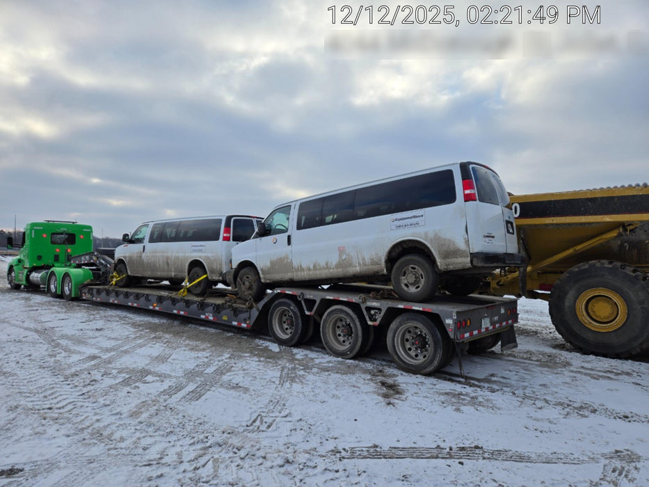 2023 CHEVROLET Express Van - Rental