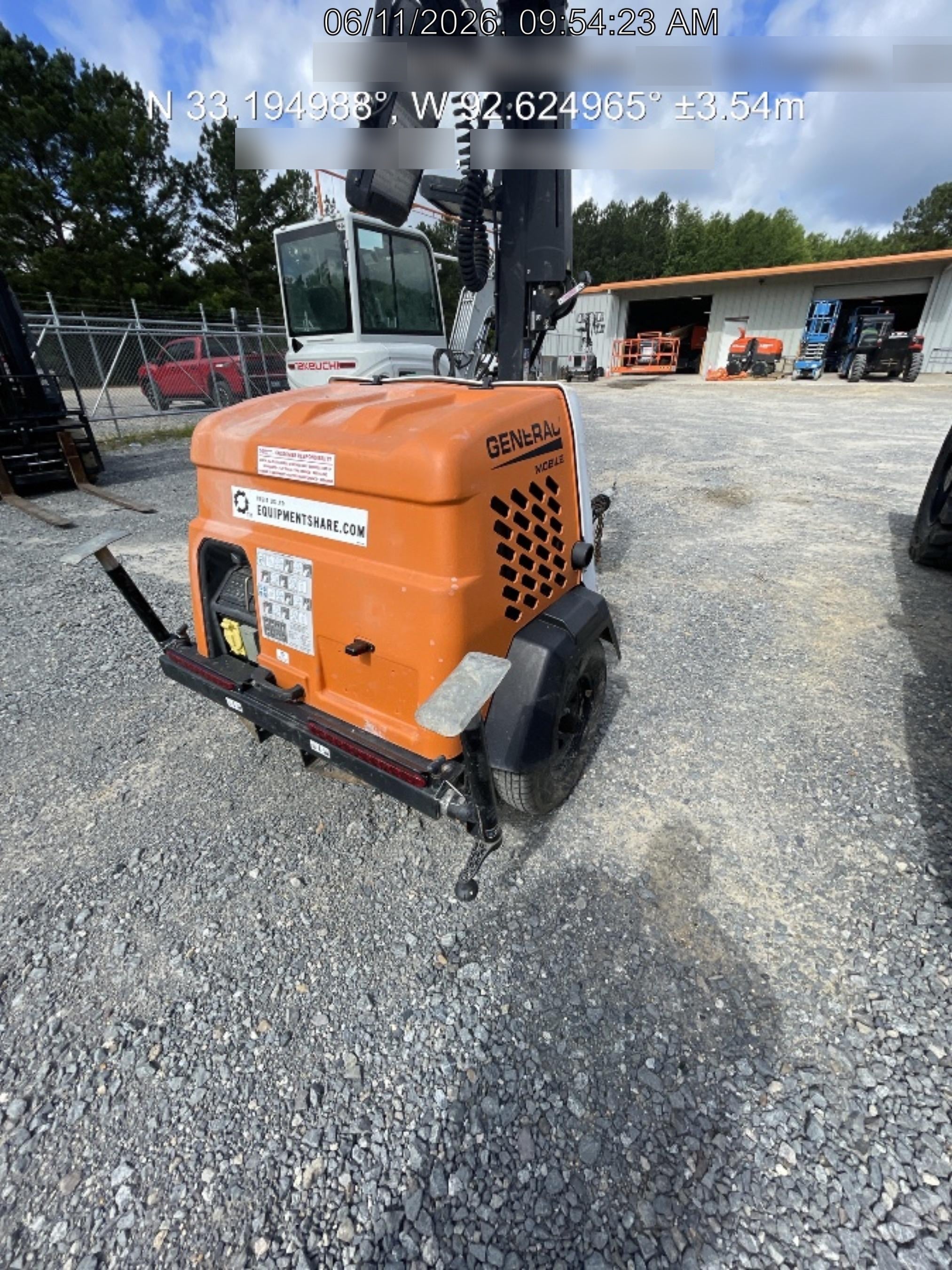 2023 Generac MLT2 Diesel, Flex Switch 120V Input, Powerzone Controller, (4) 320W LED Lights, 4kW Generator, 39.9 Gal Fuel Tank, 2" Ball, T3