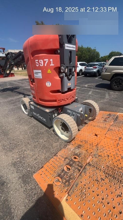 2017 SKYJACK SJ30 AJE