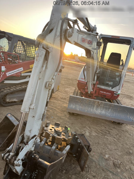 2025 TAKEUCHI TB235-2CR
