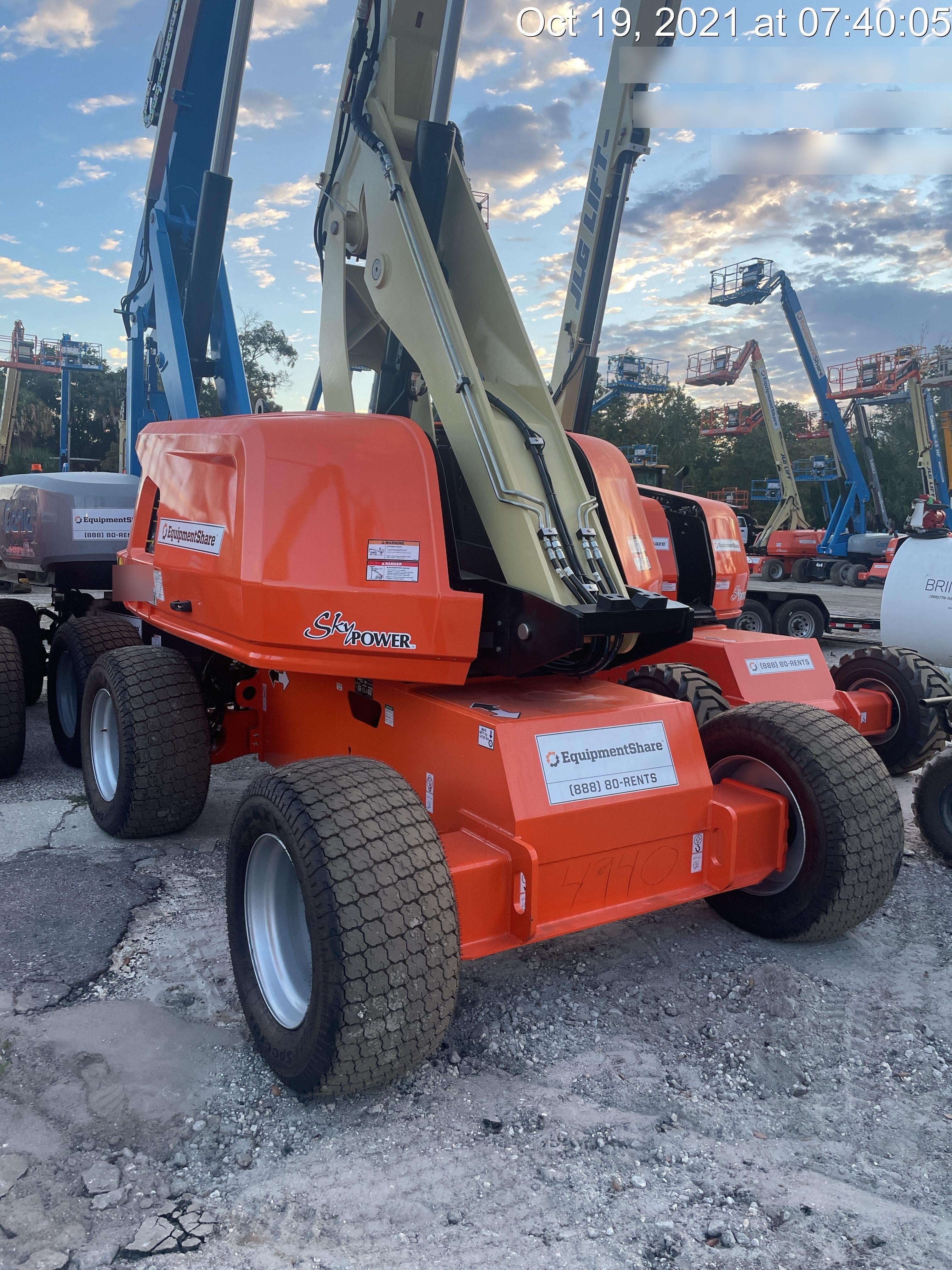 2021 JLG 660SJ