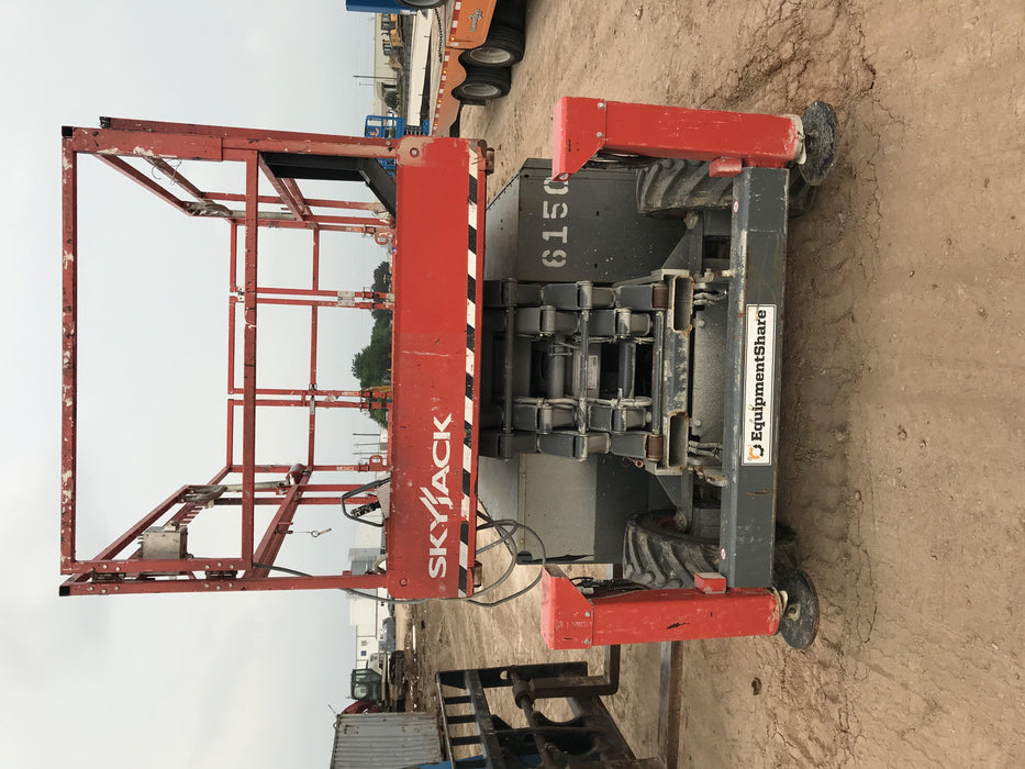 2017 SKYJACK SJ6832 RT