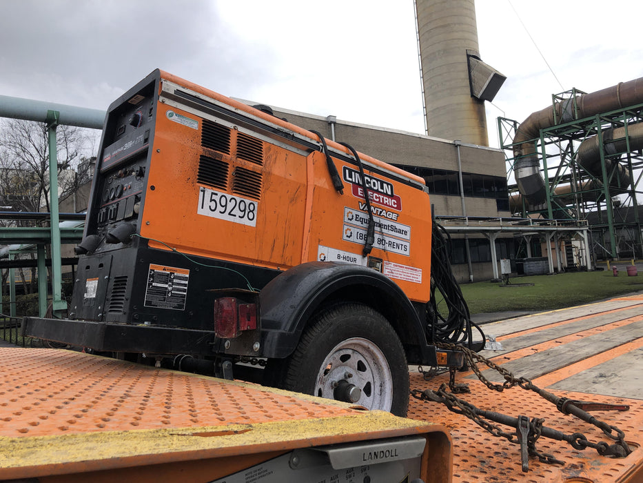 2021 Lincoln Electric Vantage 322 Vantage 322 Ready Pak 3 w/ Decals, ORANGE (includes trailer, cable rack, fender light kit) NO Telematics