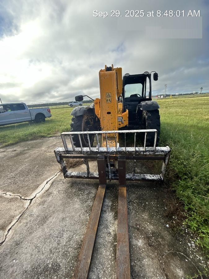 2023 JCB 509-42