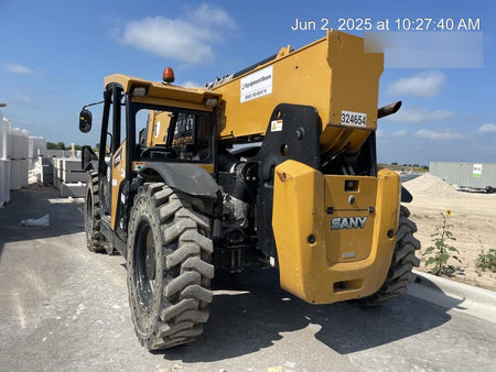 2023 SANY STH1056