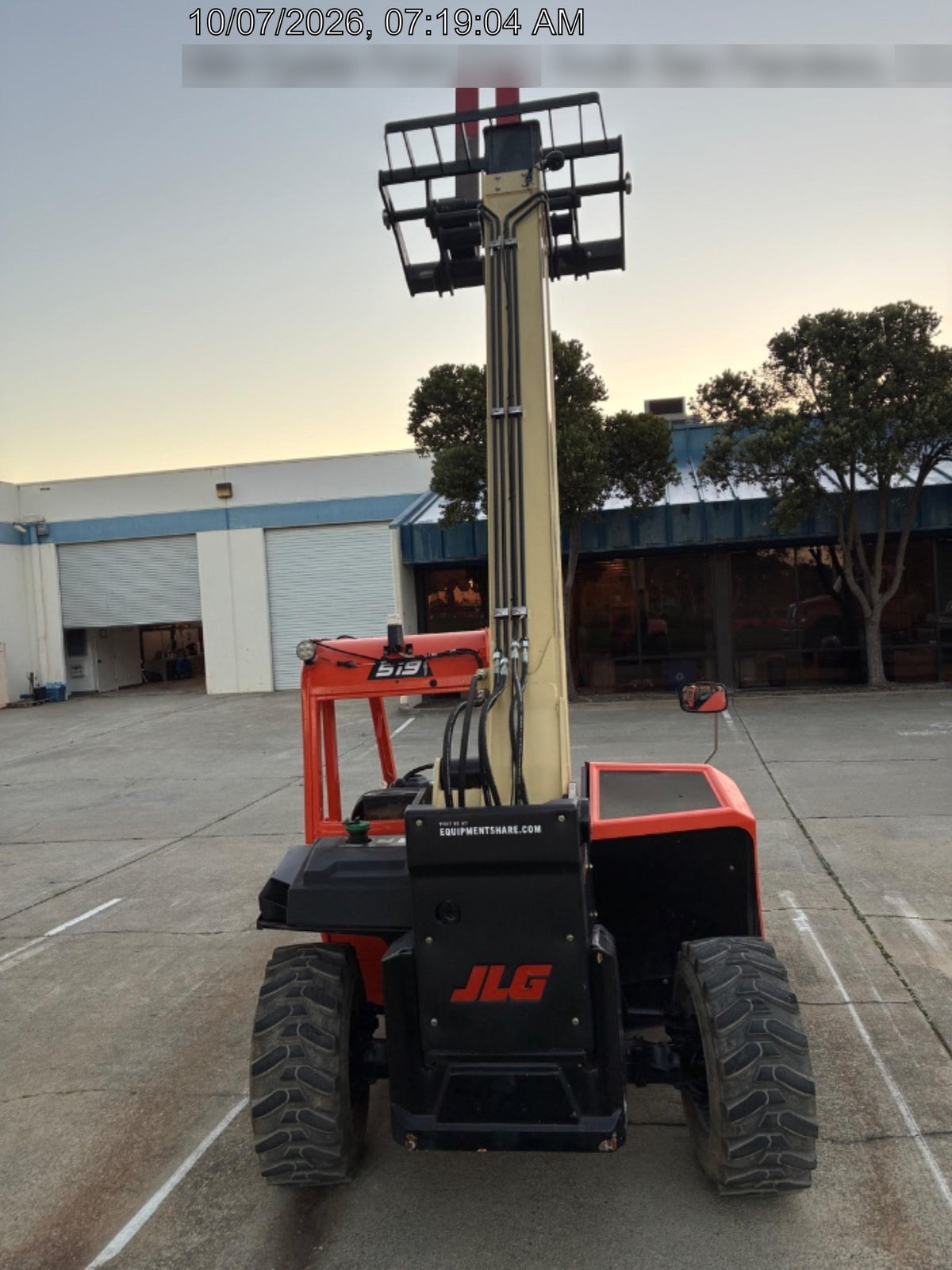 2025 JLG 519