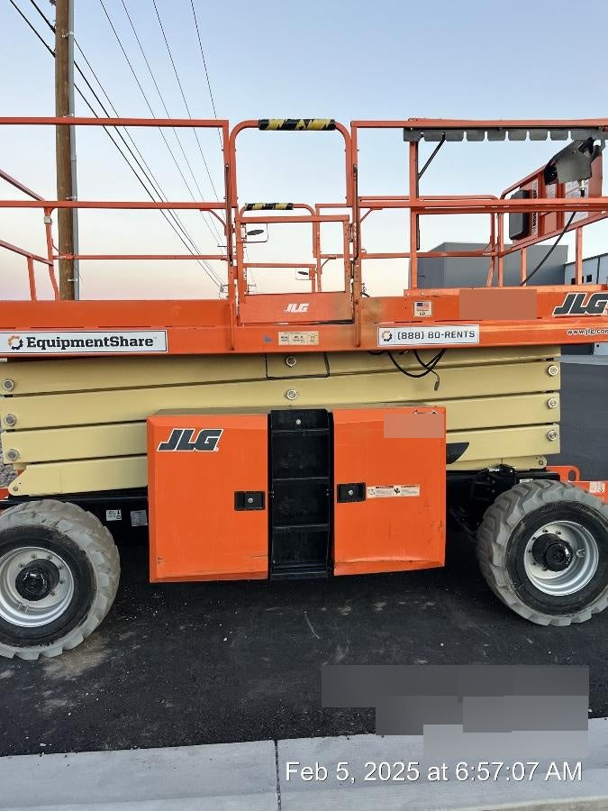 2019 JLG 430LRT