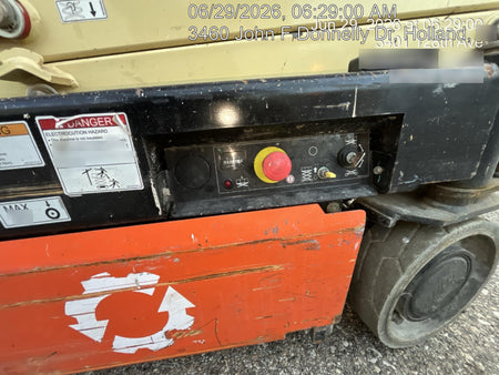 2022 JLG ES1932