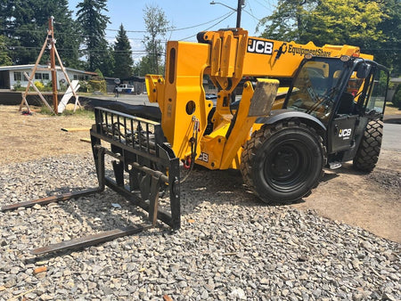 2022 JCB 332/E5286