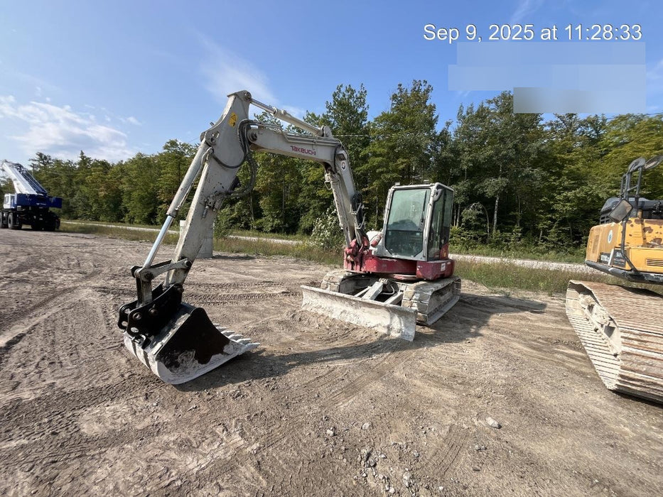 2016 TAKEUCHI TB280FR