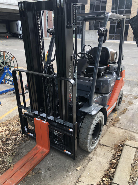 2022 TOYOTA 50-8FGU25