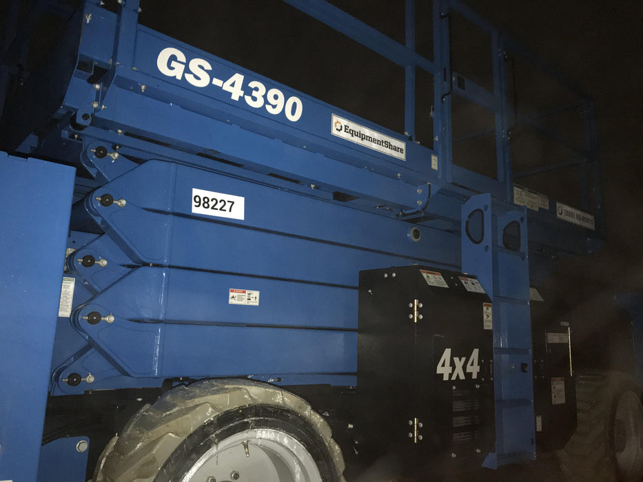 2020 GENIE GS-4390 RT