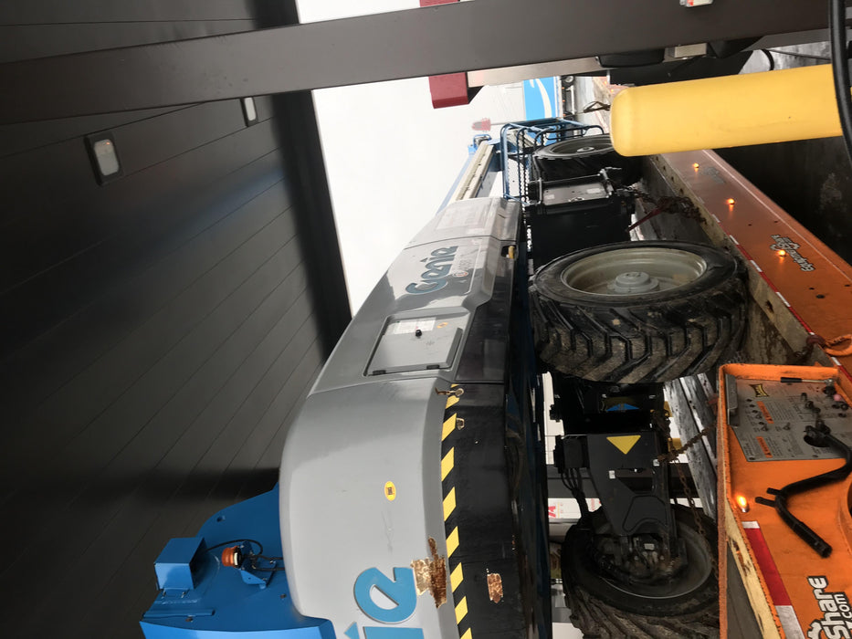 2017 GENIE SX-135 XC