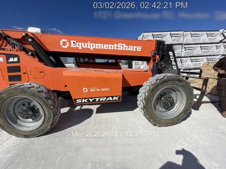 2023 SKYTRAK 8042