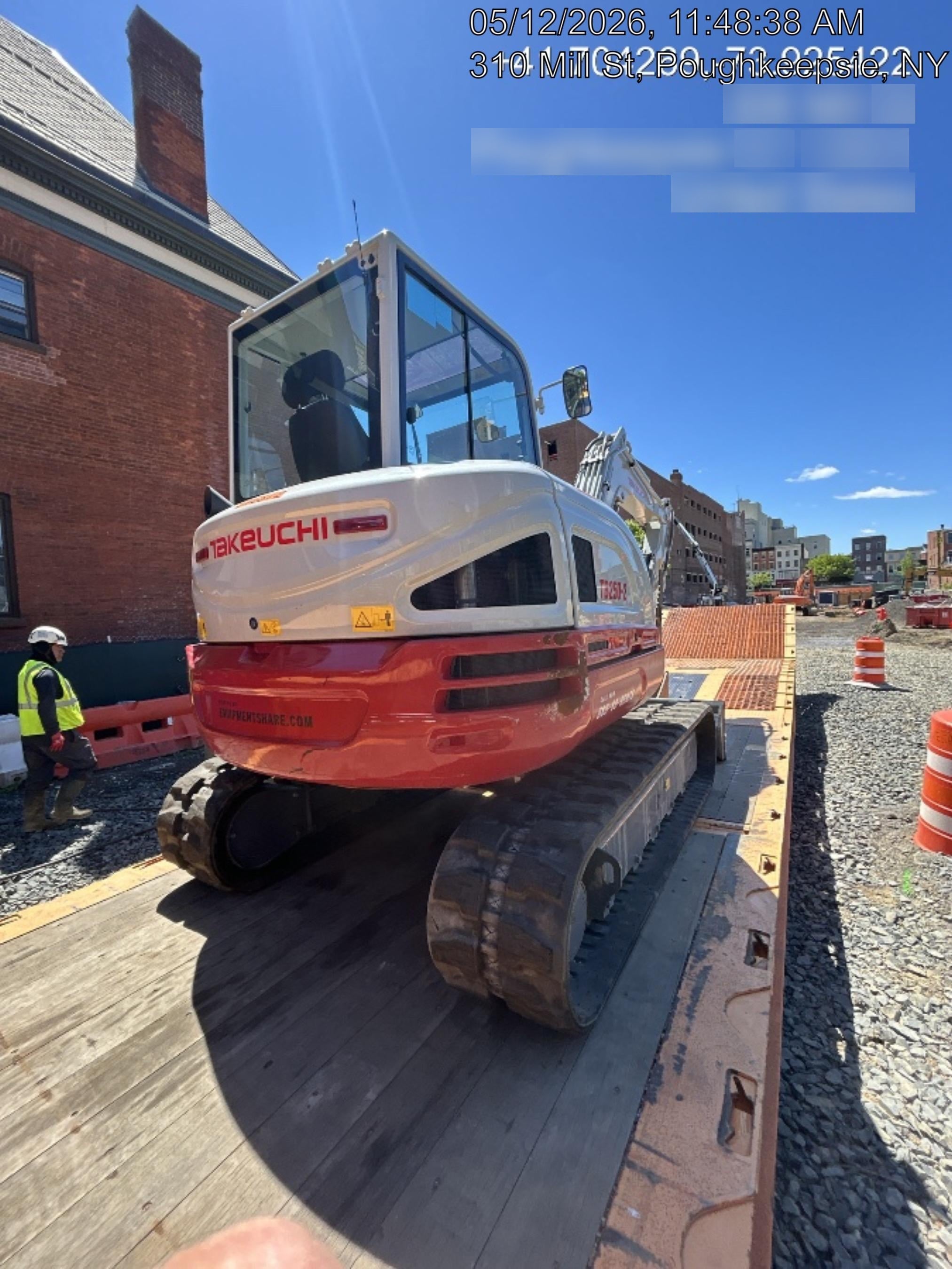 2025 TAKEUCHI TB250-2CR