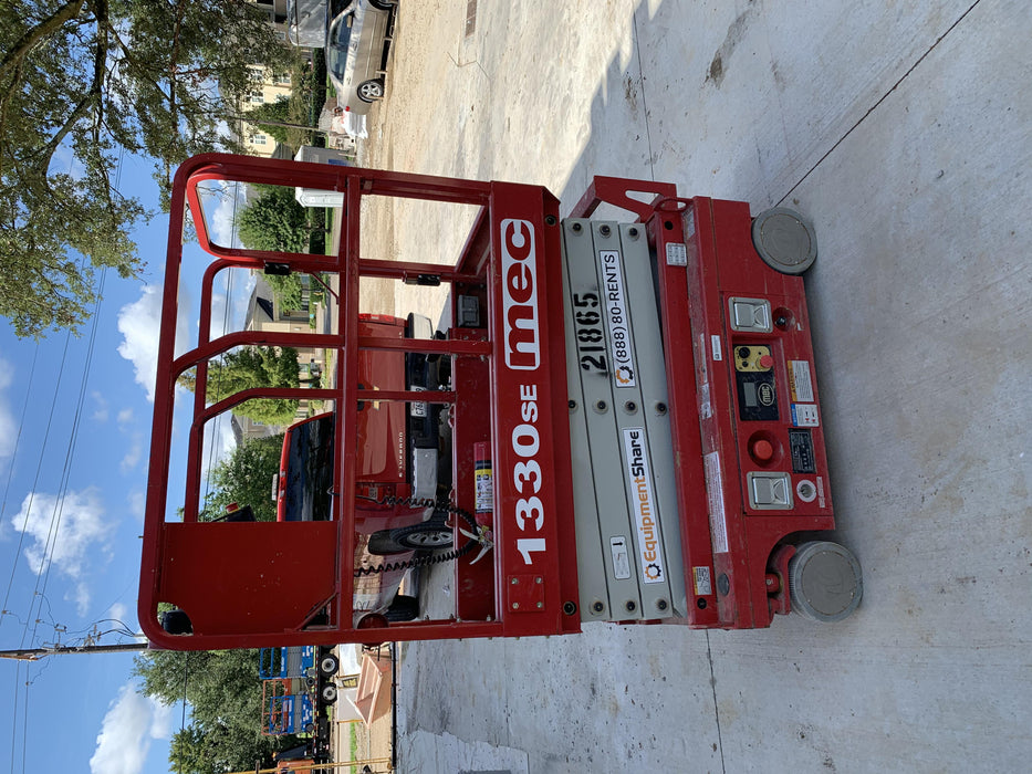 2019 MEC 1330SE MEC 1330SE w/ES Track Hardware, Full Extended 2 Year Warranty