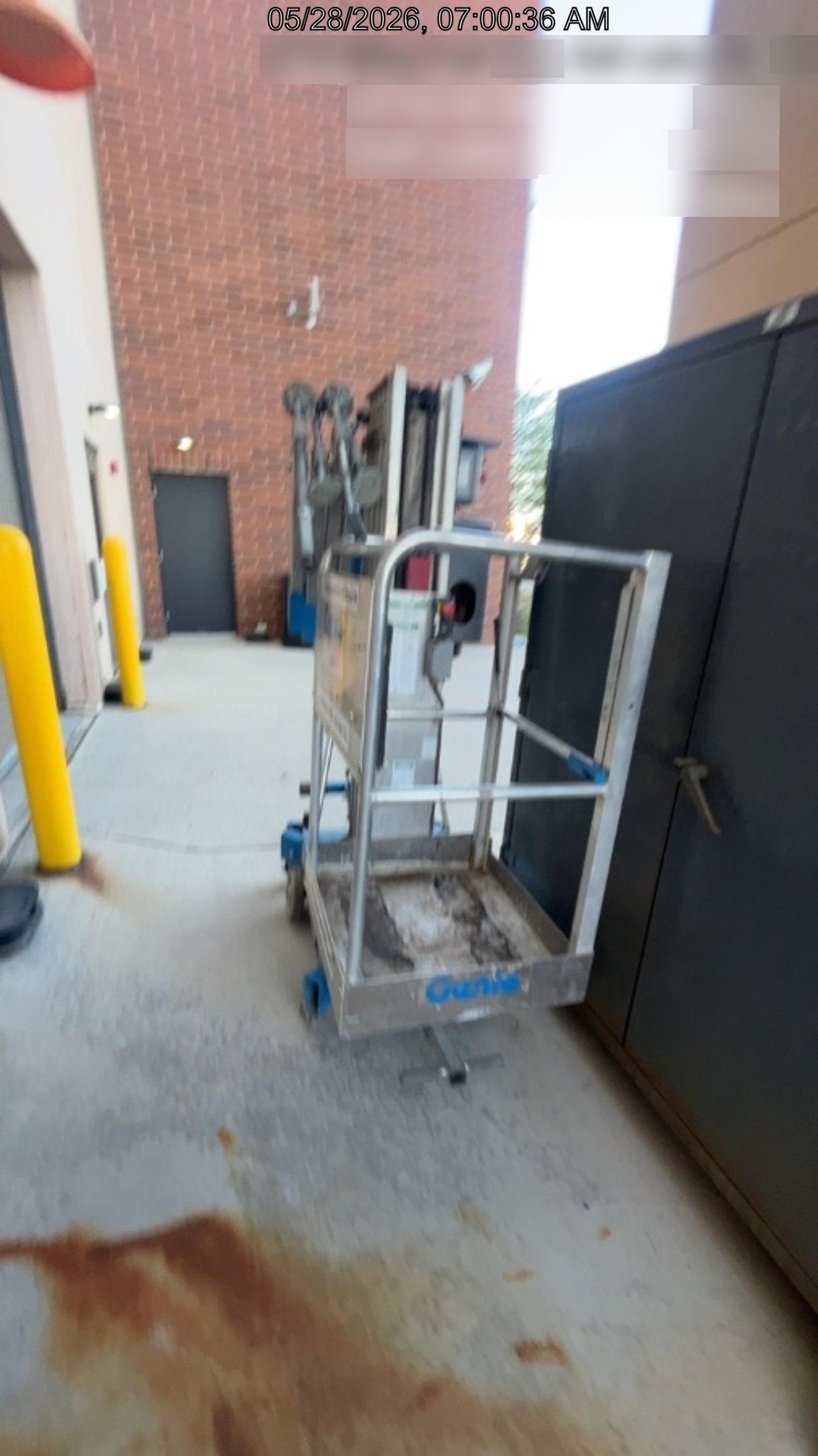 2019 GENIE AWP-30S