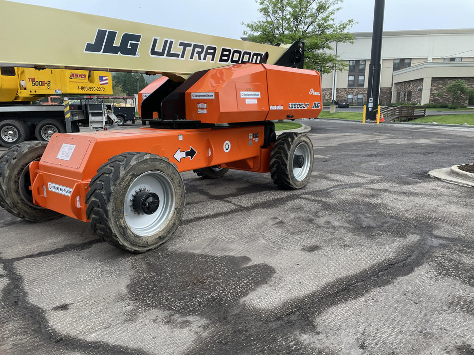2022 JLG 1350SJP
