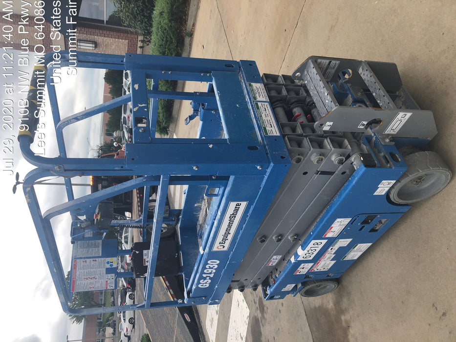 2020 Genie GS-1930 Solid Non Marking Tires, Beacon, Folding rails with half height swing gate