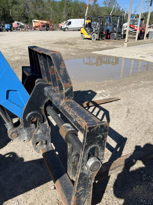 2017 Genie GTH-1056 Open Cab, Solid Tires