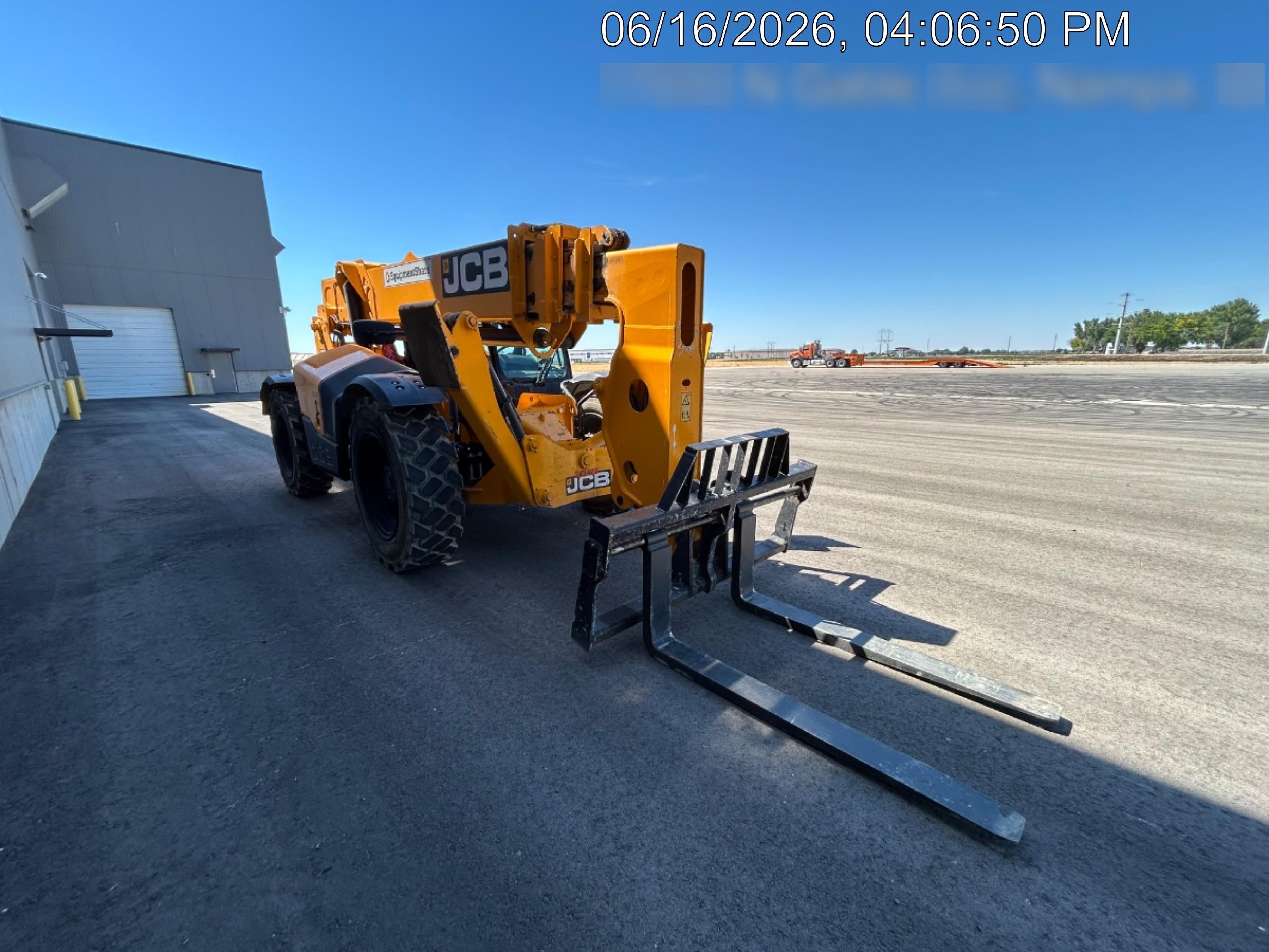 2022 JCB 510-56