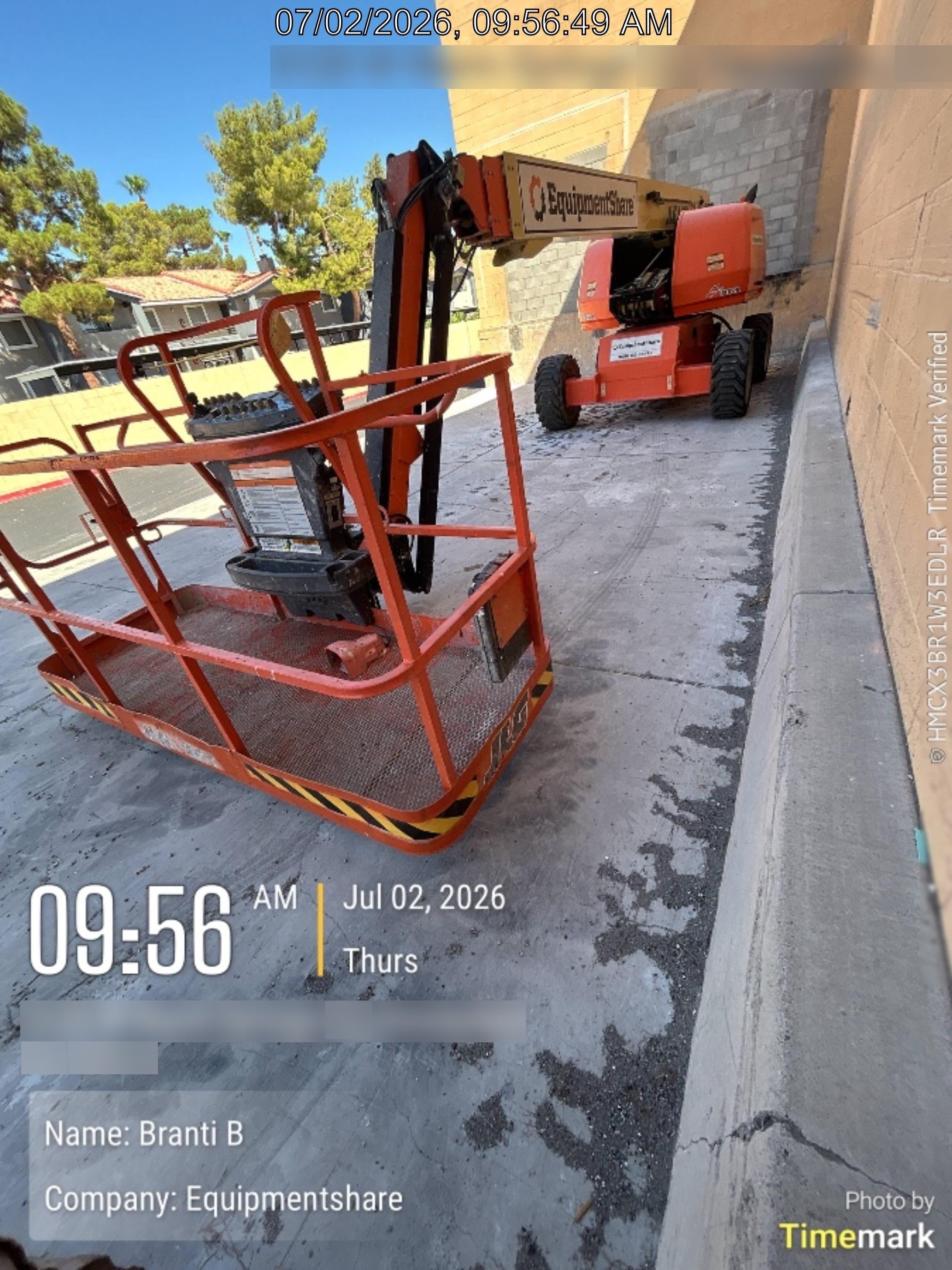 2021 JLG 660SJ