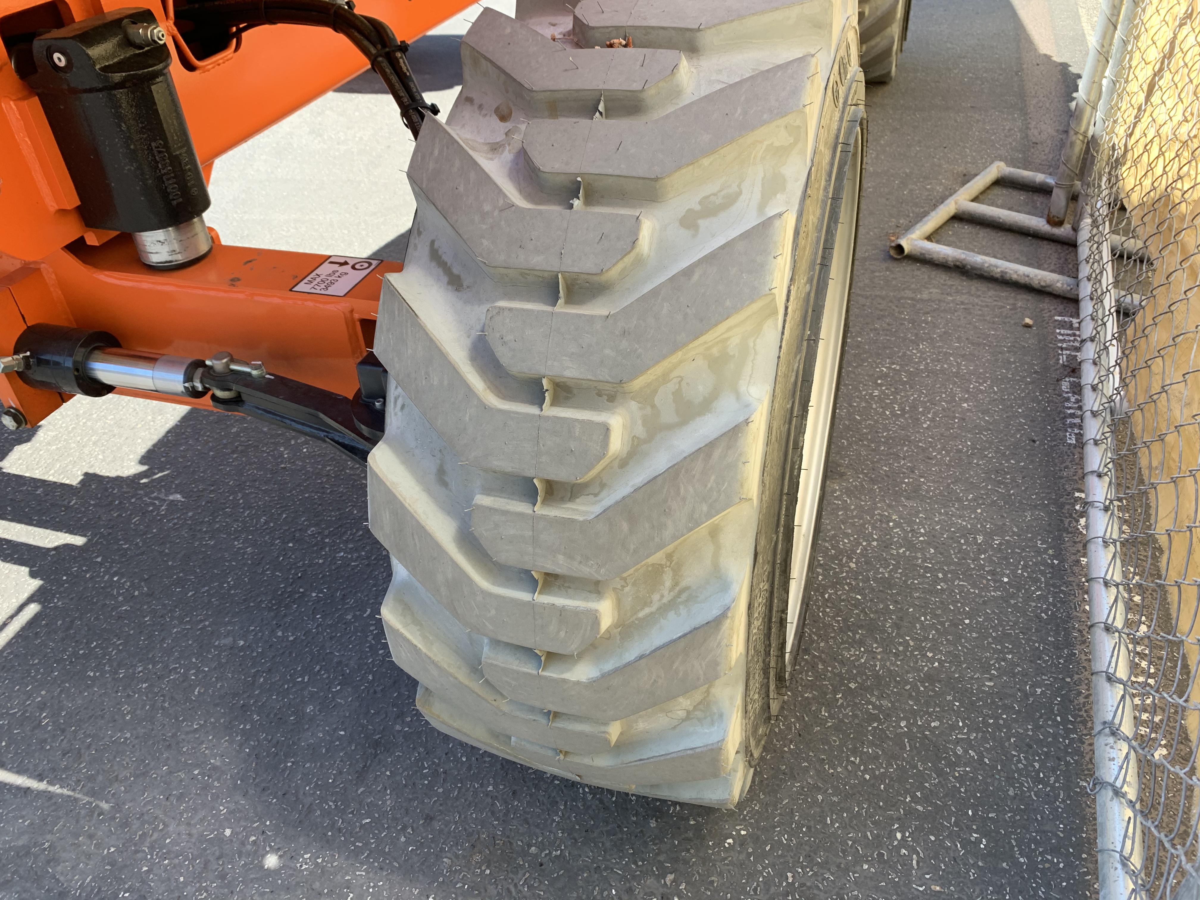 2021 JLG H600SJP