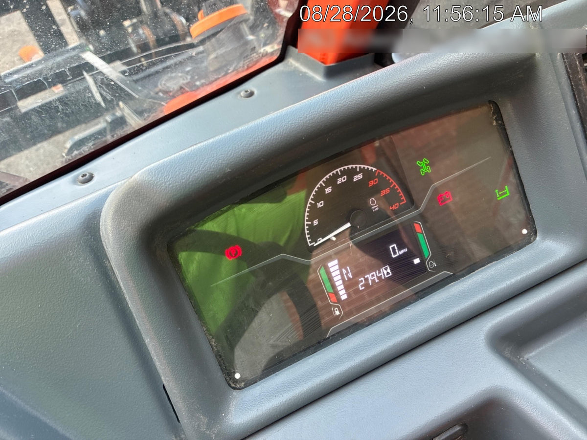 2025 JLG 519