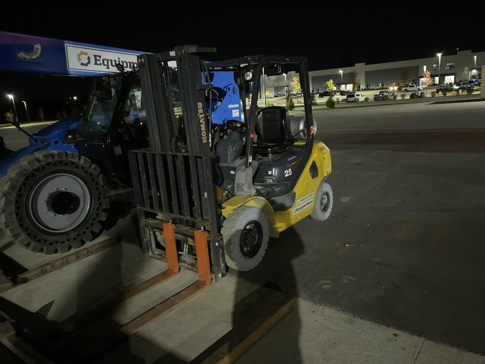 2018 KOMATSU FG25HT-16