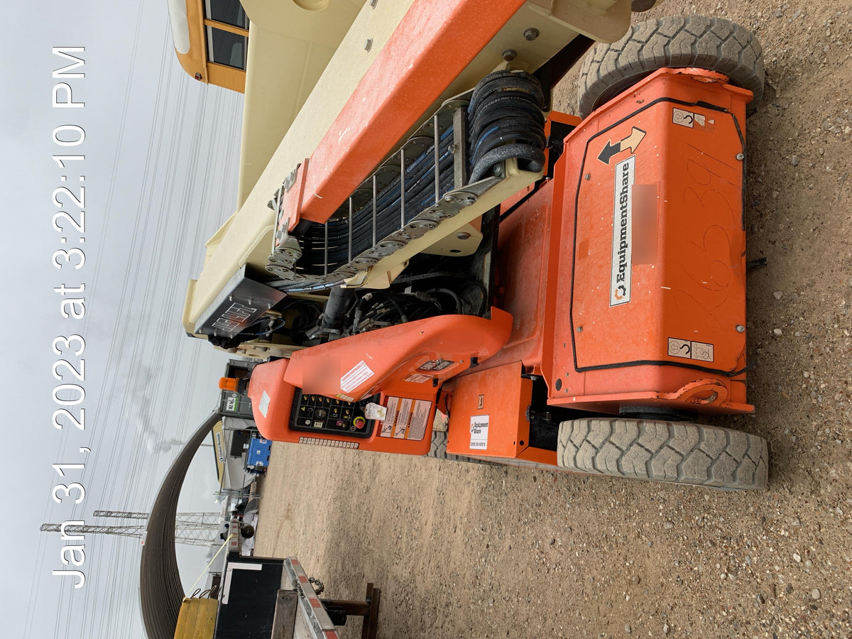 2019 JLG E400AJP