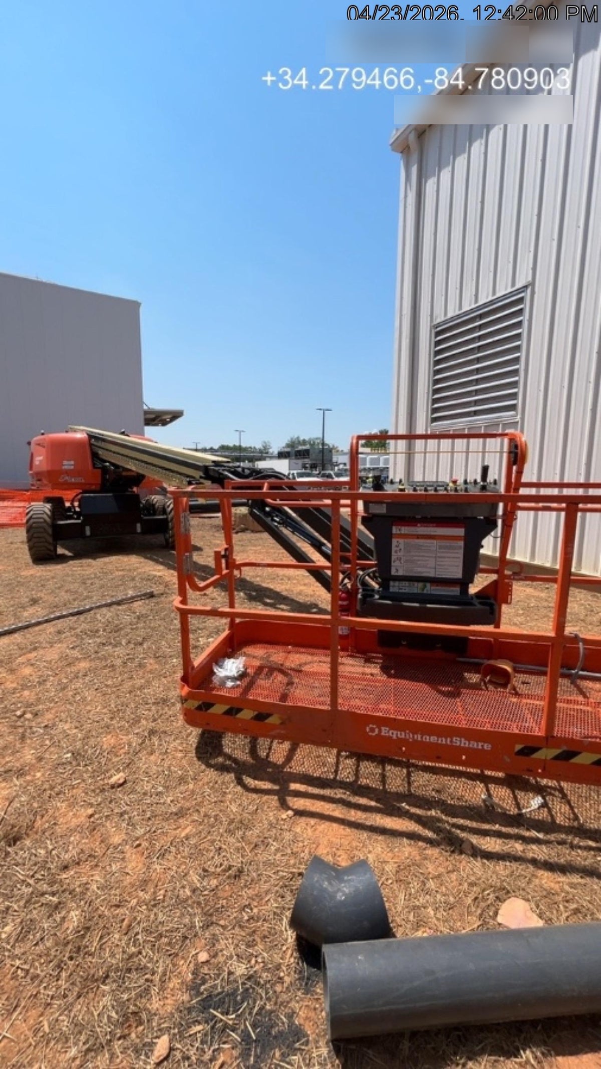 2025 JLG 660SJ