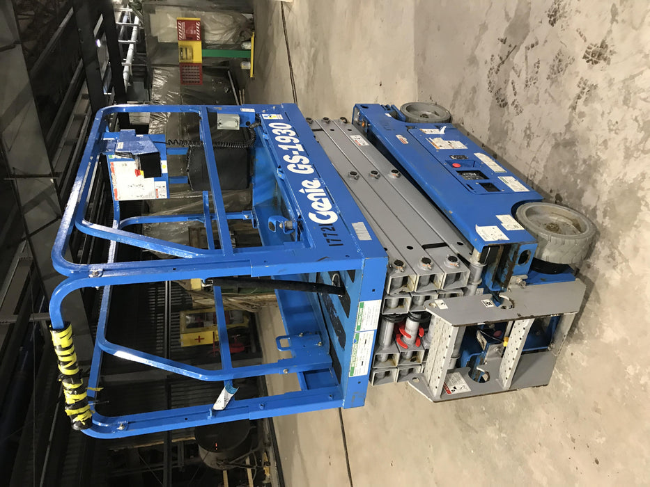 2018 Genie GS-1930 Genie GS-1930 w/Fixed Rail, Chain Entry