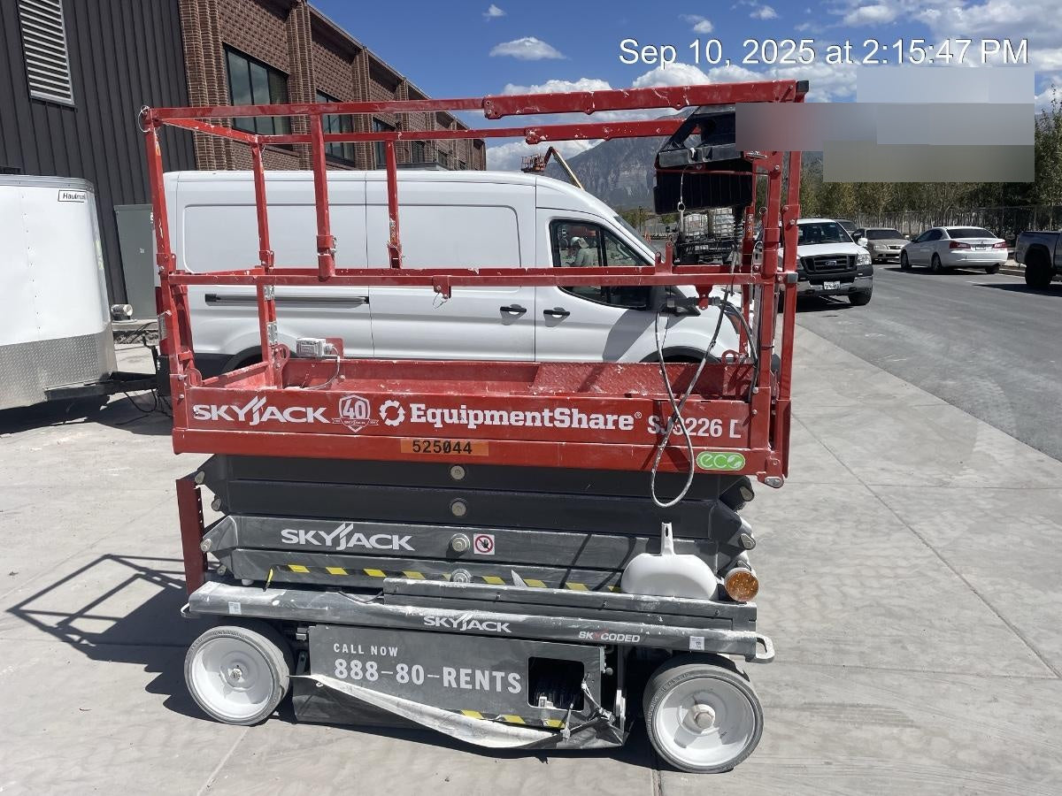 2025 SKYJACK SJ3226