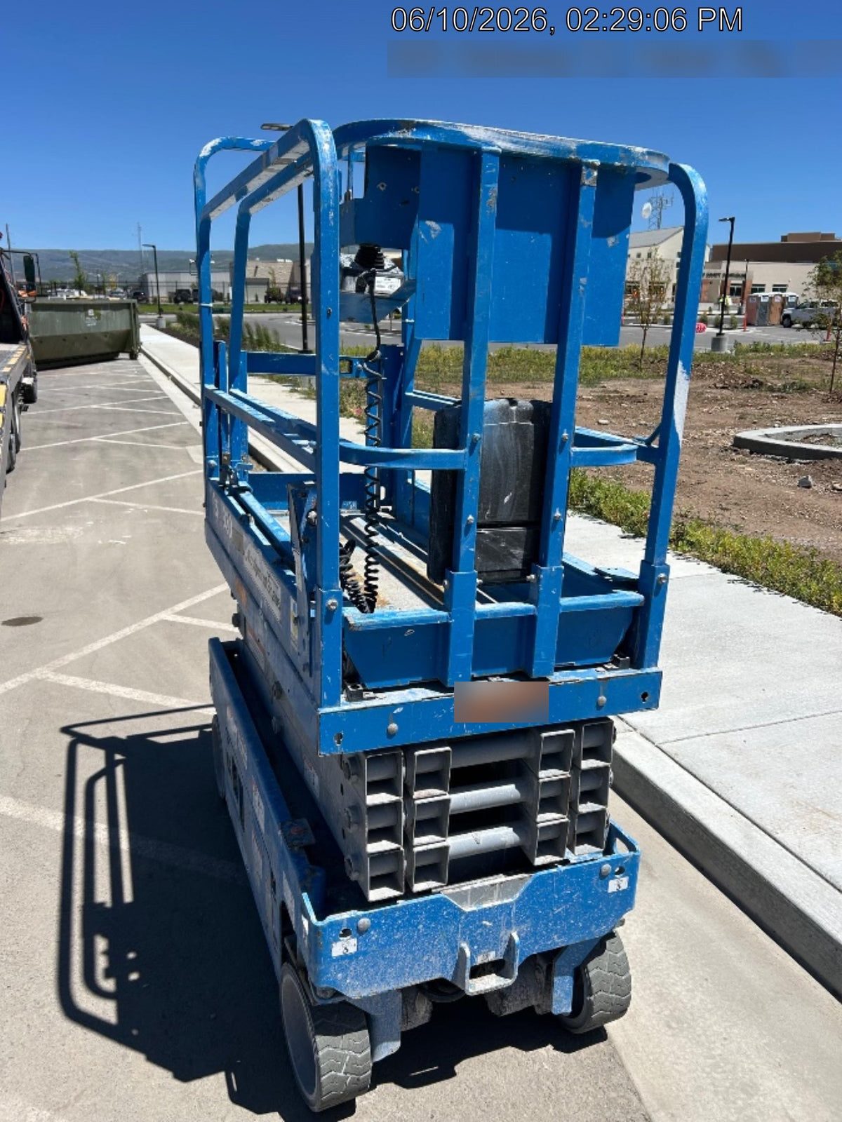 2019 Genie GS-1930 Half Height Swing Gate, 800W Inverter