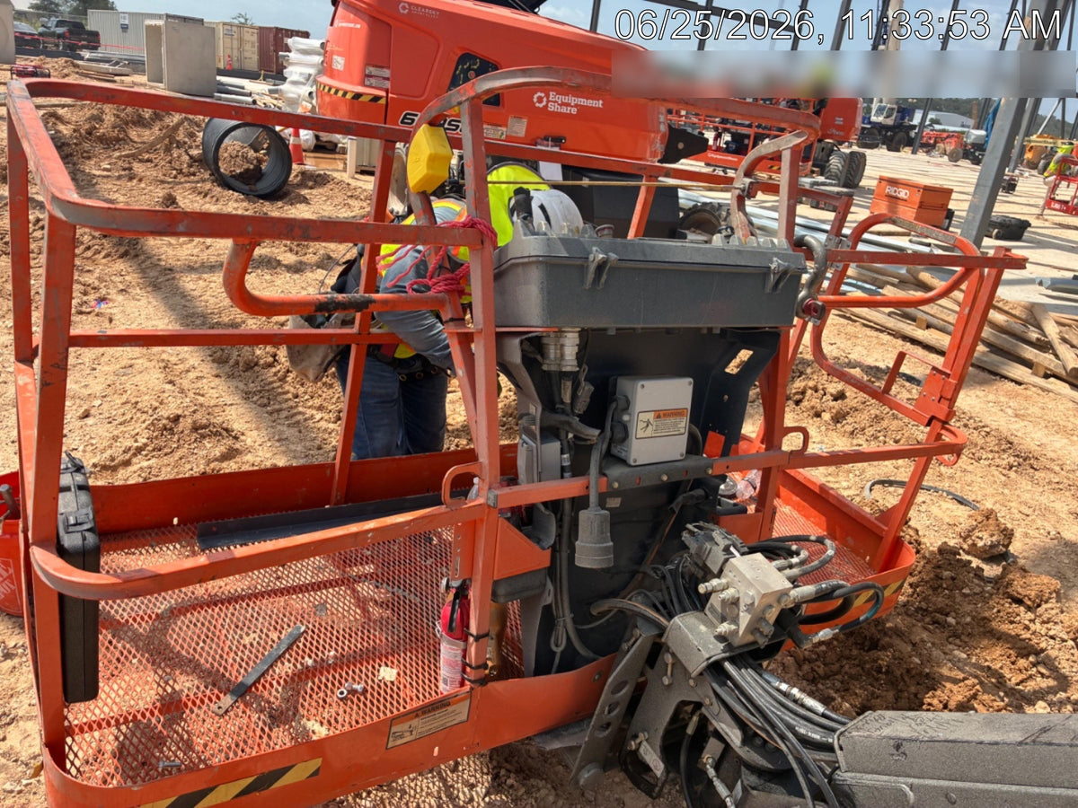 2024 JLG 660SJ