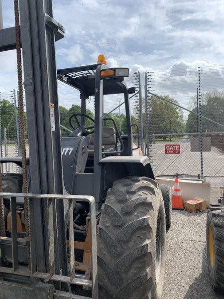 2018 CASE 586H