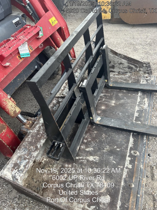 2025 ARROW MATERIAL HANDLING F5100CB - 72"