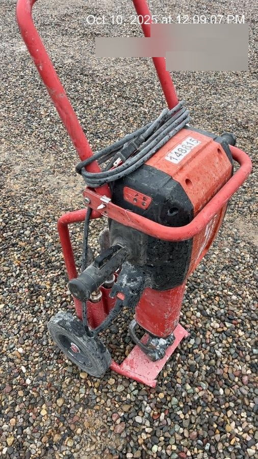 2021 HILTI TE 3000-AVR