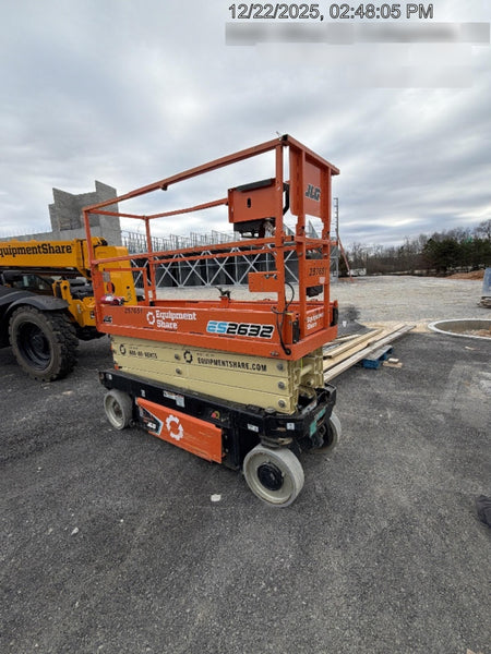 2022 JLG ES2632