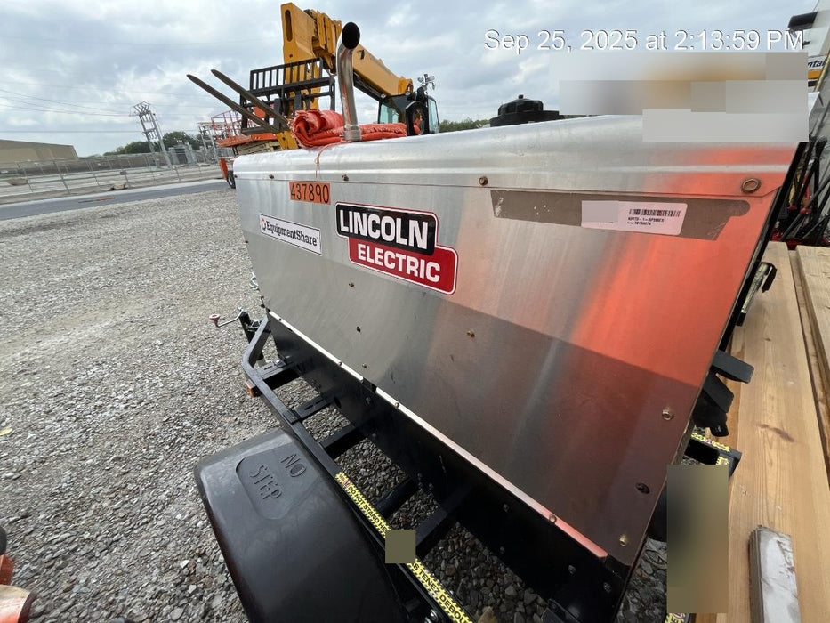 2024 Lincoln Electric LE400 Kubota V1505, Trlr, Cable Rack, Light Kit, ES Decals, T3