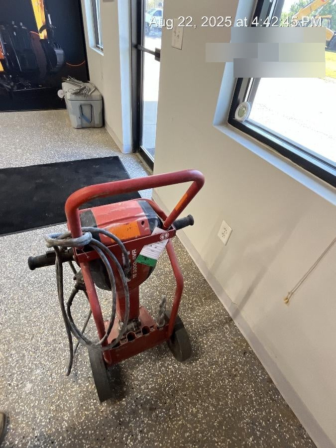 2021 HILTI TE 3000-AVR