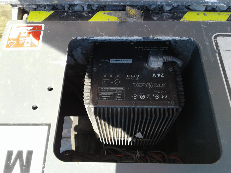 2018 Skyjack SJIII-3226 Skyjack SJIII3226 Scissor Lift w/Trojan Batteries