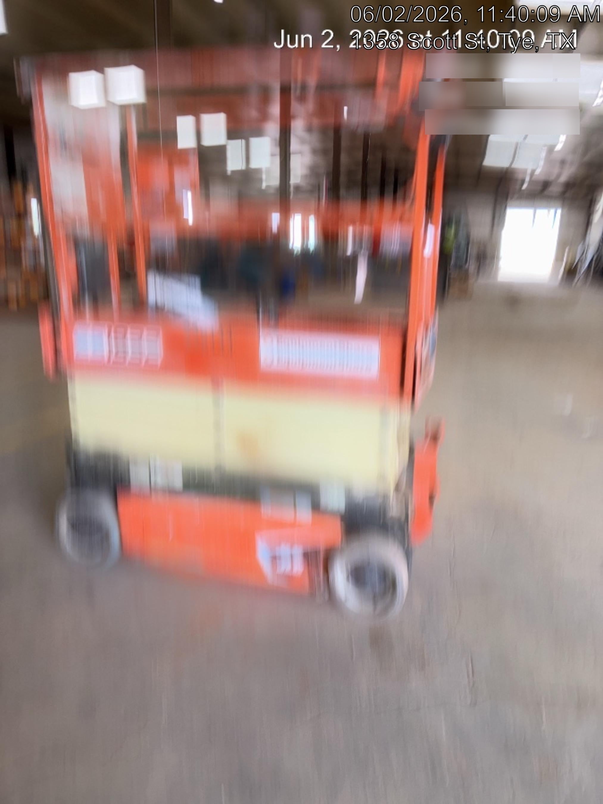 2022 JLG ES1932
