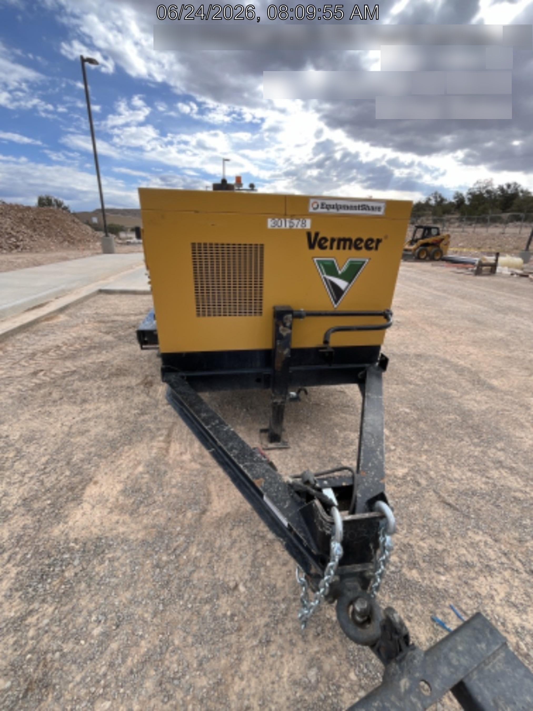 2023 VAC-TRON LP573XDT