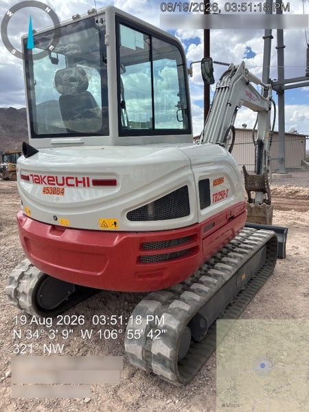 2024 TAKEUCHI TB250-2CR