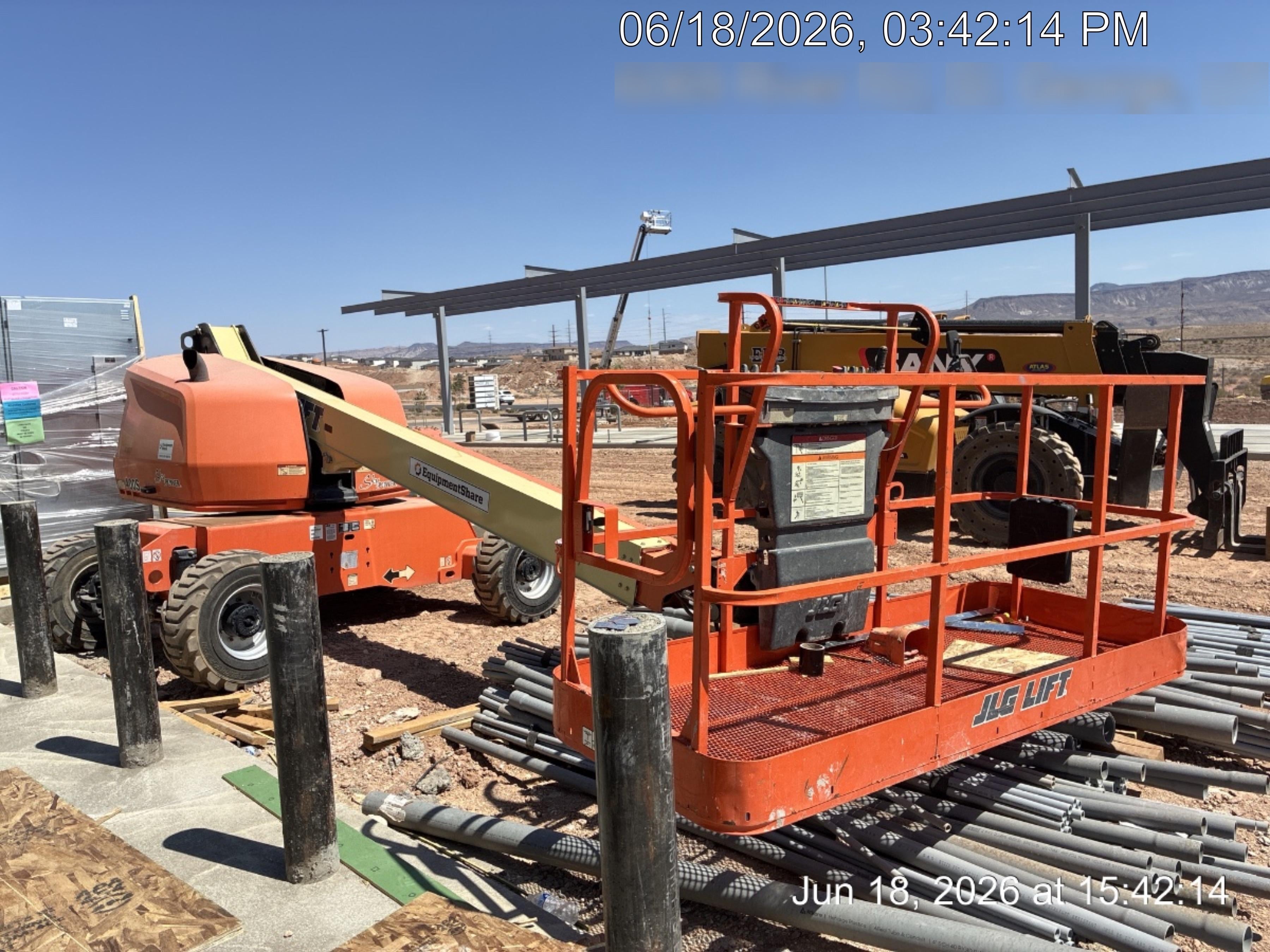 2019 JLG 400S