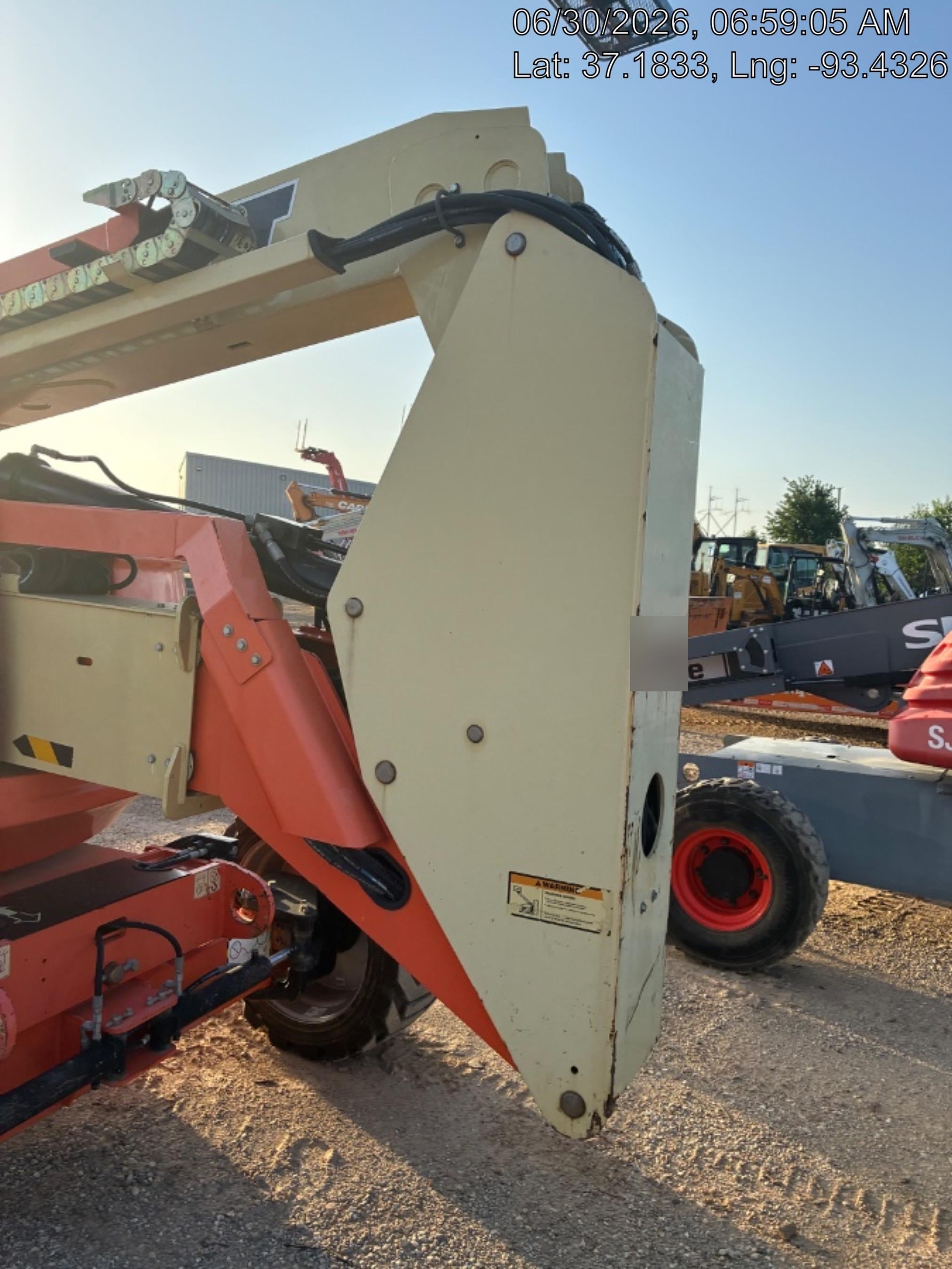 2019 JLG 600AJ