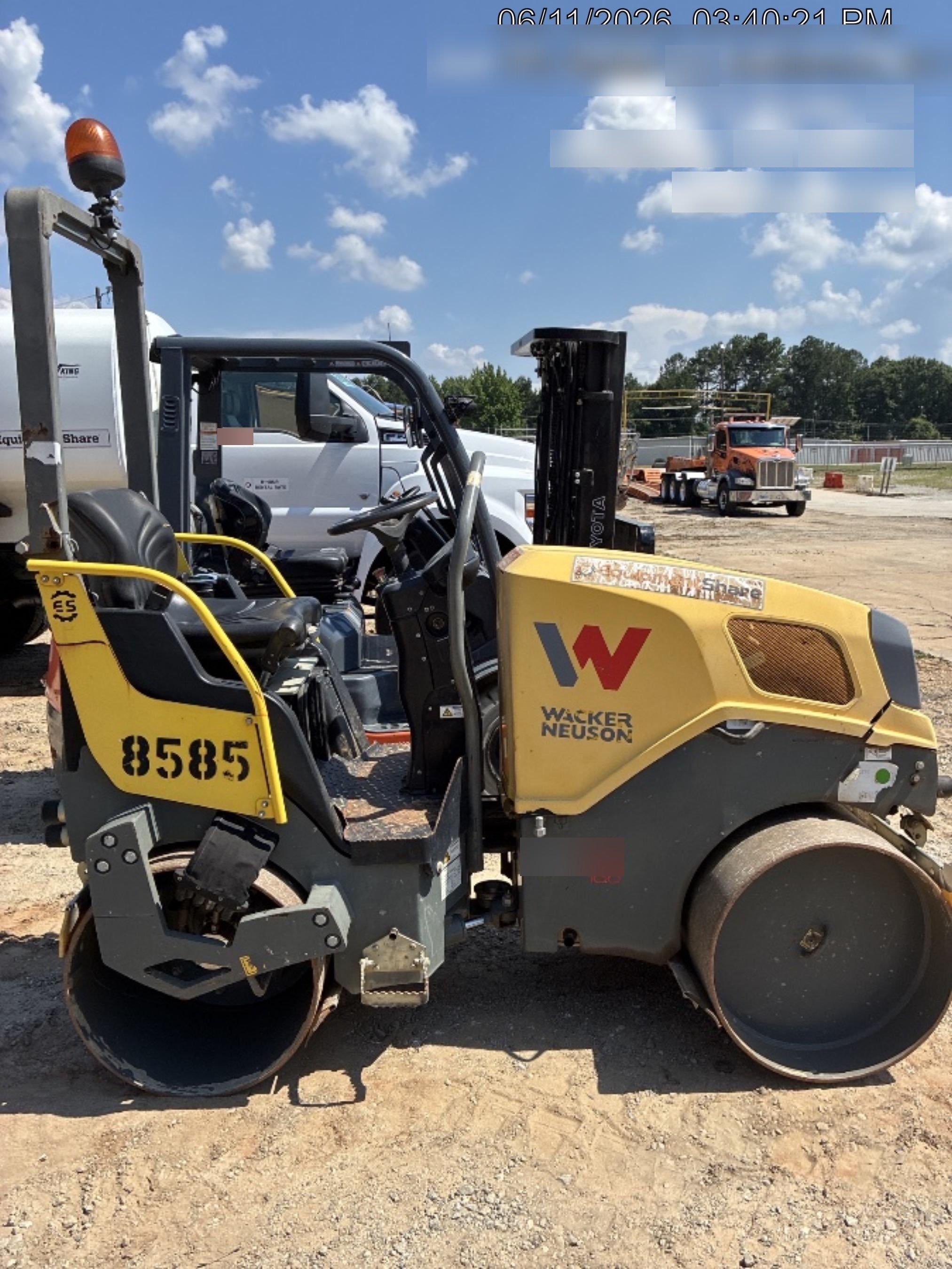 2017 WACKER NEUSON RD18