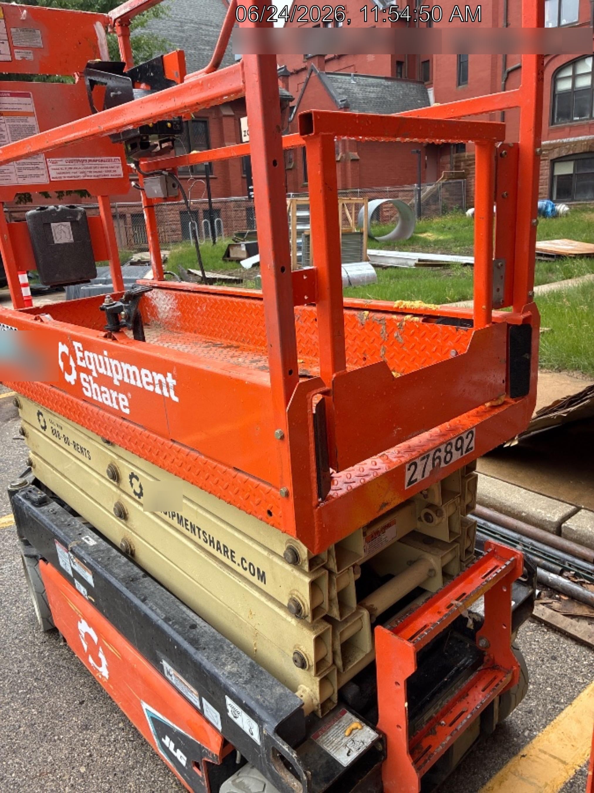 2022 JLG ES1932